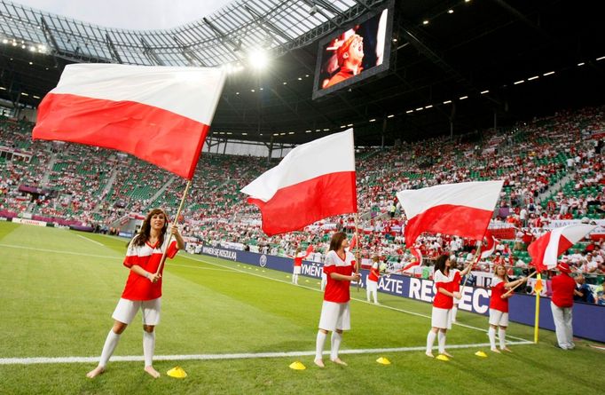 Polští fanoušci před utkáním skupiny A mezi Českou republikou a Polskem.