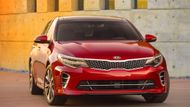 Kia Optima tentokrát třetí. Zmizela 30 204 majitelům.