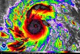 Tajfun Haiyan se přes souostroví přehnal minulý pátek.