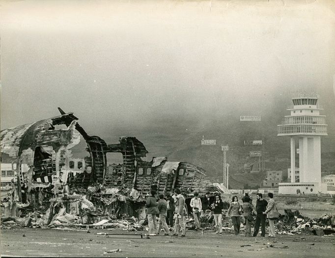 Katastrofa na letišti Tenerife, která se stala 27. března 1977.