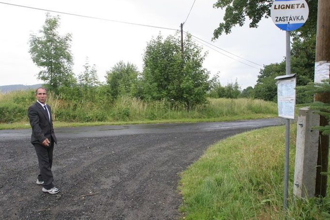 Opravit cesty, postavit autobusovou zastávku, opravdové hřiště po děti, to by chtěl nově zvolený předseda osadního výboru.