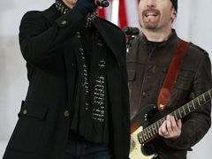 U2 na koncertě We Are One k oslavě Obamovy inaugurace.