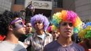 Happening mladých a hravých Egypťanů z Hnutí 6. dubna. Bojovali za sociální spravedlnost a svobodu. Rok 2013 končí a jejich revoluce také, vojenská vláda o žerty nestojí.