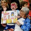 Rodina Jordana Pickforda ve čtvrtfinále MS 2022 Anglie - Francie