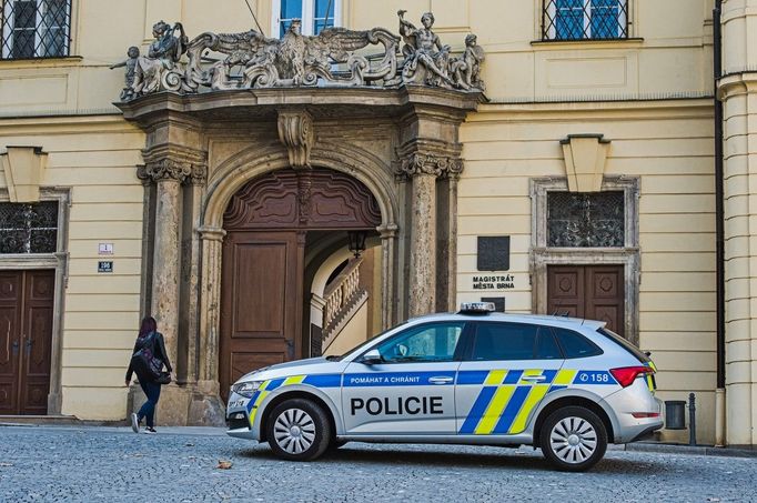 Policejní zásah na magistrátu v Brně z 18. října 2022.