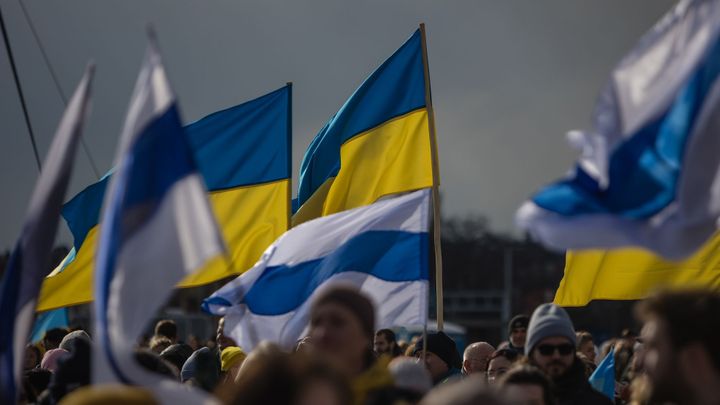 Letnou v neděli zaplnil koncert Společně pro Ukrajinu, přišlo se podívat na 5000 lidí; Zdroj foto: Radek Vebr