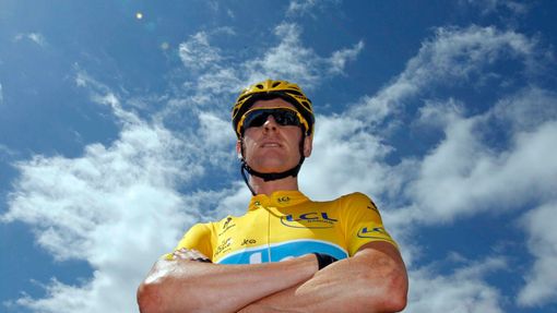 Britský cyklista Bradley Wiggins ze stáje Sky Procycling před závodem desáté etapy Tour de France 2012.