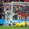 Finále MS ve fotbale 2022, Argentina - Francie: Ángel di María střílí gól na 2:0