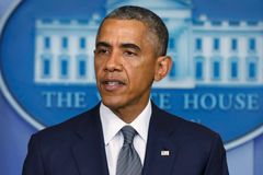 Obama velí Americe zpět do Iráku, povolil letecké údery
