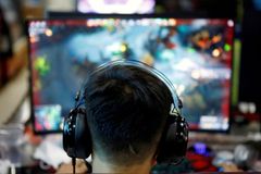 Hry už nejsou výsadou mladých. Na telefonu nebo počítači je "paří" 60 procent Čechů