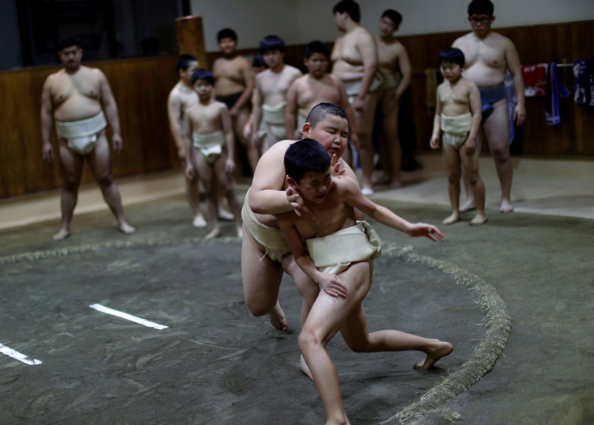 Reuters: mladí zápasníci sumo v Japonsku