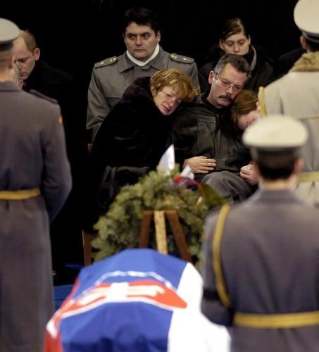 Příbuzní zemřelých vojáků