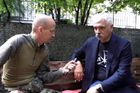 „Neschopné velitele střílet,“ vyzývá ukrajinský nacionalista. Má recept na vítězství