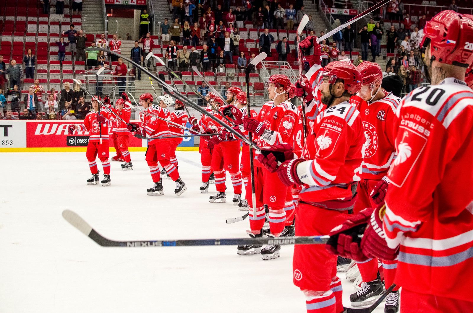 Třinec porazil doma KalPu Kuopio 6:0 a v hokejové lize mistrů postupuje
