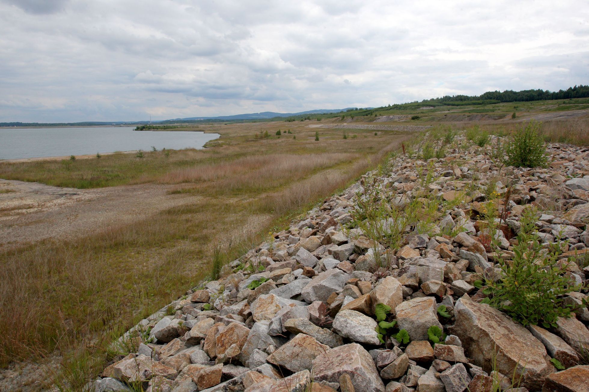 Jezero Medard ze země