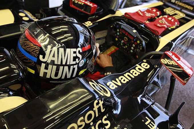 Kimi Räikkönen v helmě "James Hunt" - Monako 2012
