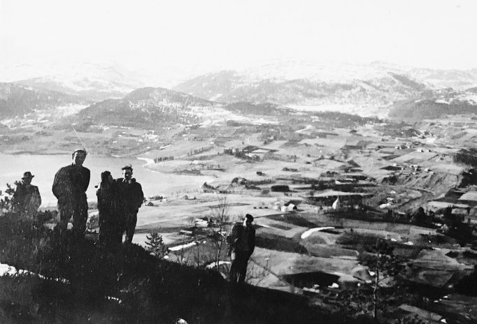 Fotografie z Norska pořízené během nuceného nasazení. Nedatováno