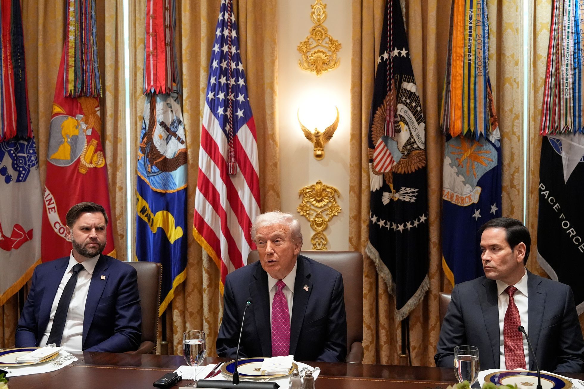 Donald Trump, Volodymyr Zelenskyj, summit, Bílý dům, Washington