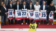 Pamětní dresy převzali  Martin Ručinský, Pavel Patera, David Moravec, Petr Čajánek, Viktor Ujčík, Tomáš Vlasák a David Výborný.