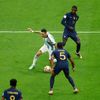 Finále MS ve fotbale 2022, Argentina - Francie: Ousmane Dembélé fauloval Ángela di Maríu