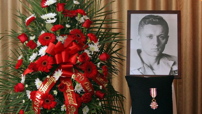 Ctirad Mašín získal in memorian vojenské vyznamenání Zlatou lípu.