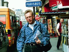 Mladý reportér Mariusz Szczygiel v Paříži v devadesátých letech minulého století. 