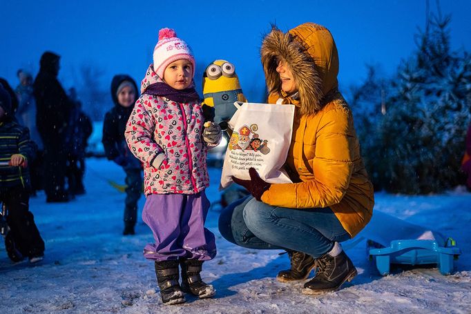 Lucie Mojžíšová: Předvánoční čas v Hruškách poničených tornádem