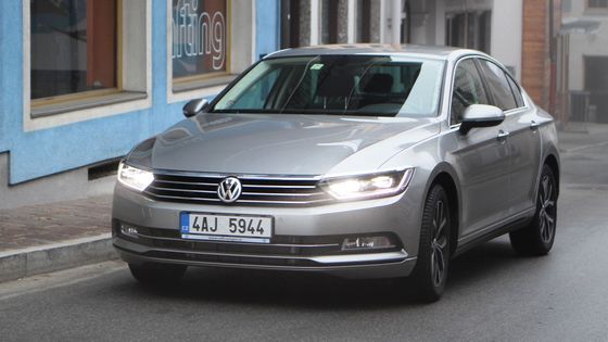 Nejtypičtějším autem střední třídy je Volkswagen Passat.