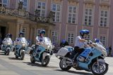 Motocyklová četa je tradiční součástí Hradní stráže. V současné době disponuje celkem 26 motorkami BMW.