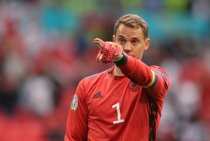 Manuel Neuer v osmifinále Anglie - Německo na ME 2020.