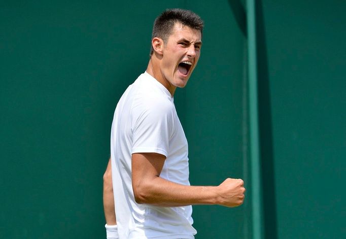 Australský tenista Bernard Tomic na Wimbledonu 2013.