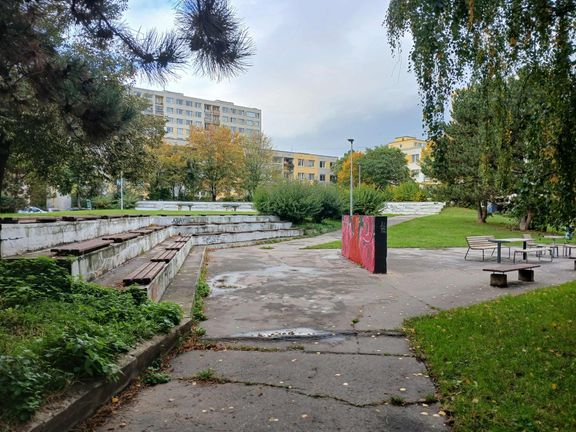Sídliště na Praze 11, Jižní město. Náměstí kosmonautů