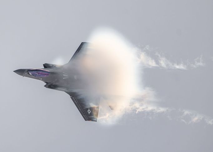 F- 35