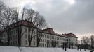 Kasárny v těšínské ulici Parkowa byly sídlem pohraniční stráže od roku 1949. Zde na fotografii z roku 2010.