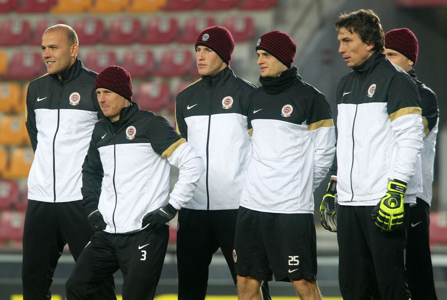 Fotbal, Sparta Praha před LM: spar'tané na tréninku