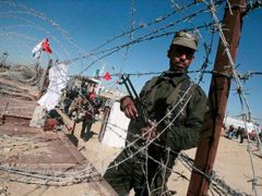K výraznému zlepšení situace a posílení důvěry Izraelců přispěla bezpečnostní opatření na hranicích s Egyptem