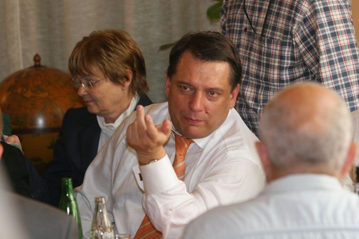 Volby v Lidovém domě