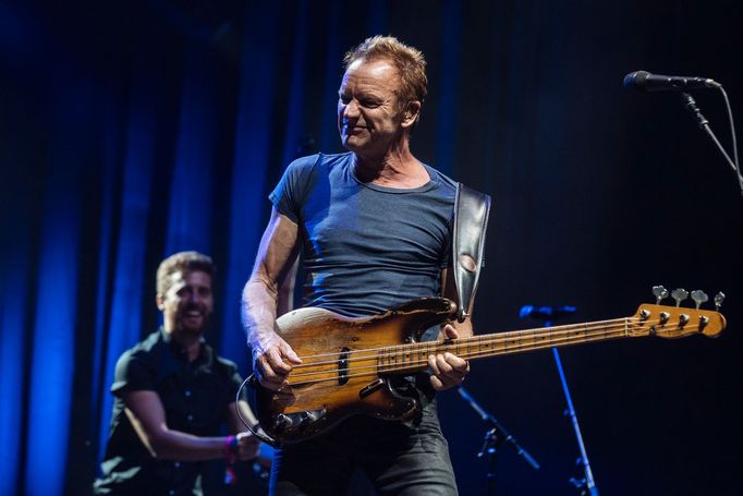 Sting v červnu 2017 na pražském festivalu Metronome.