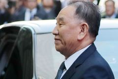 Začínal jako bodyguard, vyšplhal až do vedení KLDR. Pro Trumpa je Kimův rozvědčík klíčovou spojkou