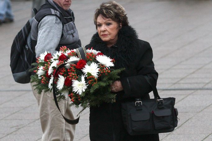 Pohřeb Václava Havla v krematoriu - Jiřina Bohdalová