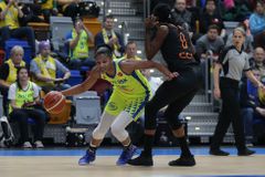 Basketbalistky USK porazily Šoproň a v Eurolize slaví třetí místo