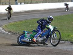 Luboš Tomíček trénuje na Grand Prix na ploché dráze na Markétě.