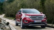 Ford Edge - Modrý ovál poslal letos na trhy v Evropě svůj americký model Edge. Velké SUV se chlubí hlavně sebevědomými tvary a typickým komfortem. K dostání je také provedení pro sedm lidí. Motor ovšem americky už nepůsobí. Najdete v něm jen diesel. Začíná na vysoké ceně od: 1 119 990 Kč.