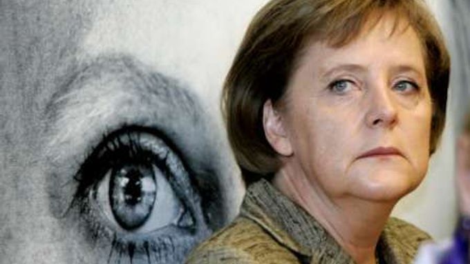 Angela Merkelová pochybuje. Plán přesto hodlá obhájit.