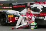 Vytrvalostní závody jsou vůbec místem vysoké koncentrace bývalých jezdců formule 1.  Brazilec Luca di Grassi, který pojede v Audi, byl v roce 2010 pilotem týmu Virgin. Kromě práce pro továrnu v Ingolstadtu je testovacím jezdcem nové elektrické Formule E.