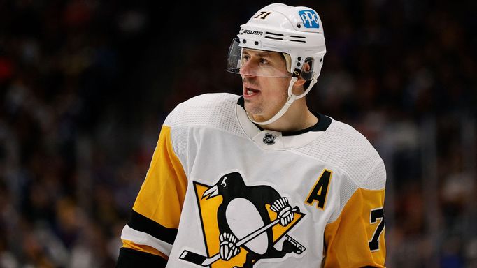 Apr 2, 2022; Denver, Colorado, USA; Pittsburgh Penguins center Evgeni Malkin (71) in the third period against the Colorado Avalanche at Ball Arena. Mandatory Credit: Isai