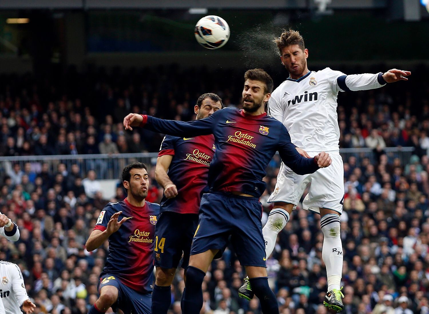 Real Madrid - Barcelona: Gerard Pique - Sergio Ramos