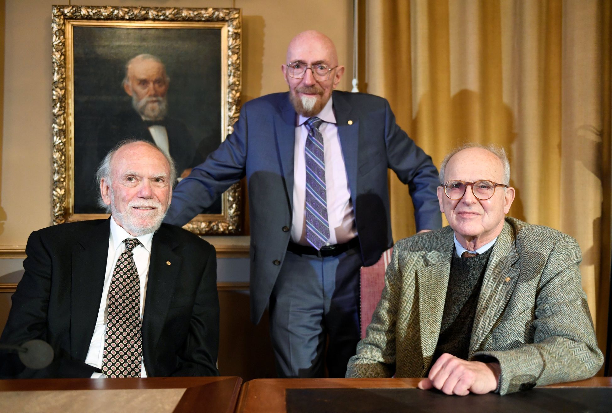 Laureáti Nobelovy ceny za fyziku, zleva Barry C. Barish, Kip S. Thorne a Rainer Weiss.