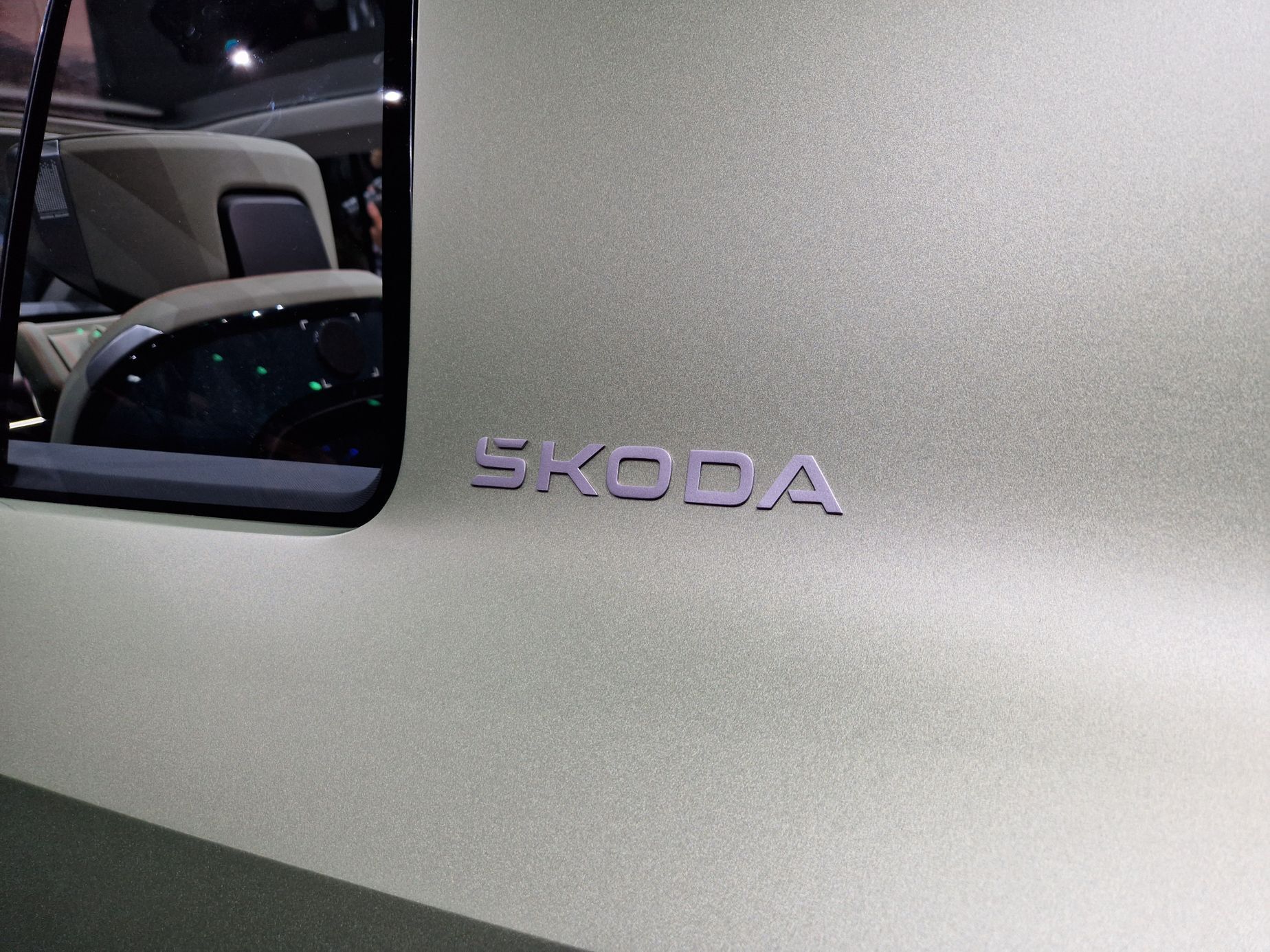 Škoda Vision 7S živé fotky