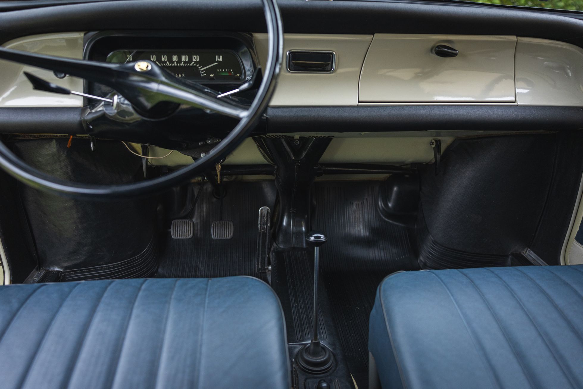 Retro Garáž Lysá nad Labem 2025